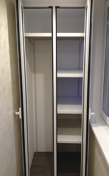 Распашной шкаф из алюминия с 2-мя дверьми (притвор на импост) - вид 3