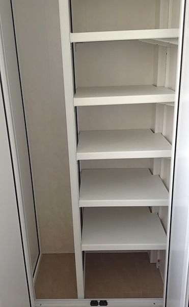 Шкаф из алюминия с 2-мя дверьми и боковой стенкой (щель в притворе) - вид 4