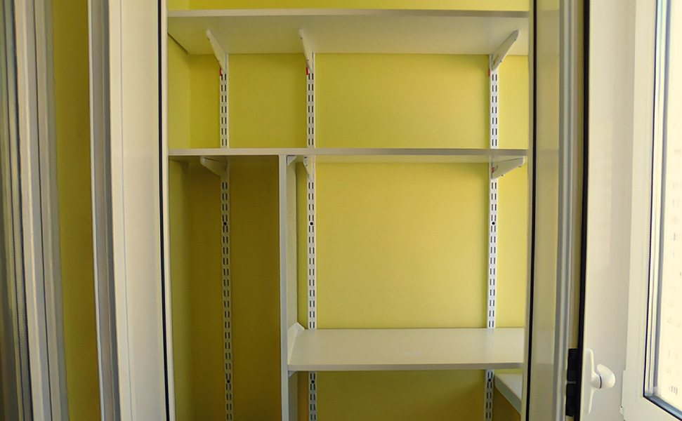 Шкаф с 2-мя распашными дверьми + полки ЛДСП (штульповый притвор) - вид 1